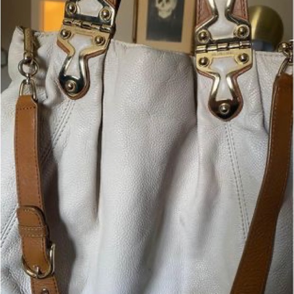 Michael Kors Bags - Picture 6 of 6